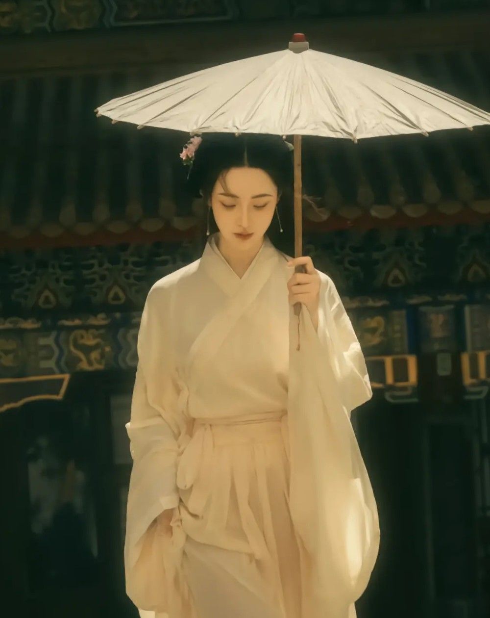 Embracing the Beauty of Hanfu:A Journey for Plus-Size Girls Embracing the Beauty of Hanfu:A Journey for Plus-Size Girls