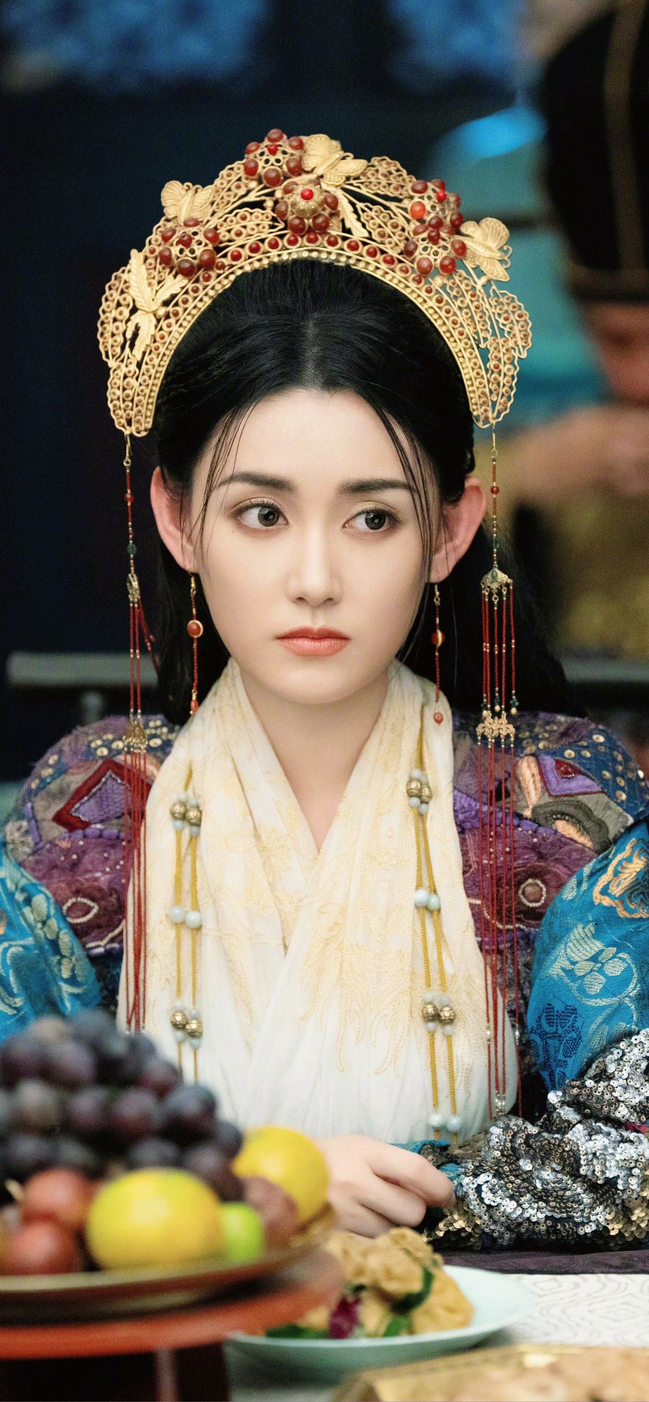 Embracing Winter in Youthful Qipao:The New Fashion Trend Embracing Winter in Youthful Qipao:The New Fashion Trend