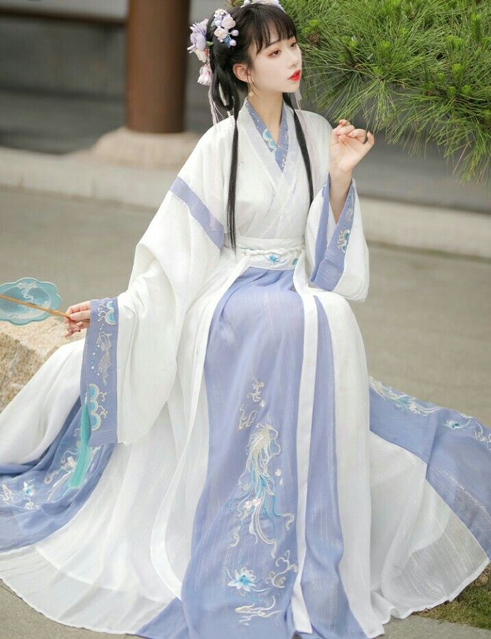 Reimagining Qipao Blouses for Autumn-Winter:Innovations in Traditional Elegance