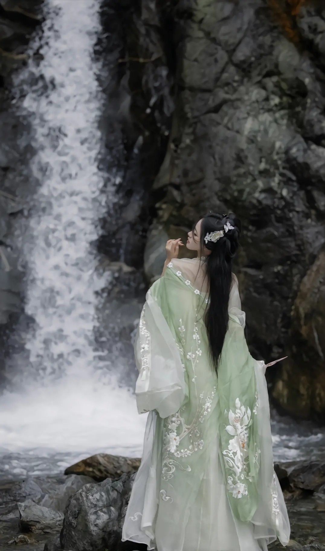 Elegant and Chic:The Fusion of Sleepwear and Traditional Hanfu with Qiqing Sleep Skirts Elegant and Chic:The Fusion of Sleepwear and Traditional Hanfu with Qiqing Sleep Skirts