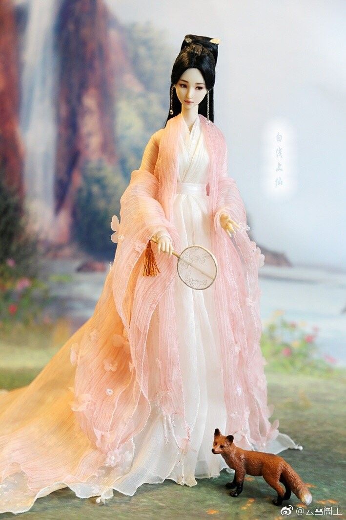 Maternal-Child Qipao:Embracing Traditional Chinese Style with Mother-Daughter Qipao