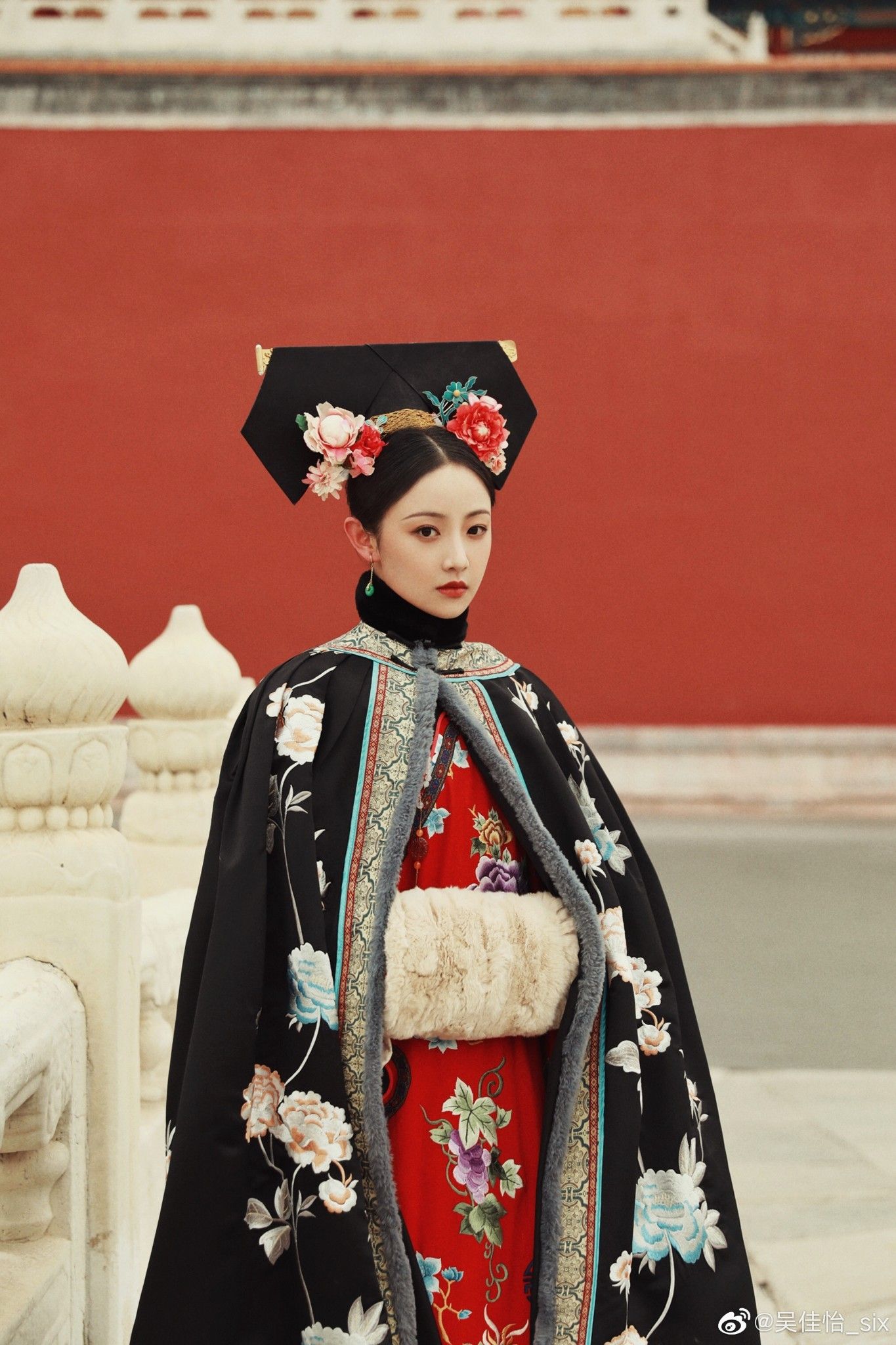 Ethereal Beauty of Qiyao Hanfu The Enchanting Charm of Traditional Chinese Fashion Ethereal Beauty of Qiyao Hanfu The Enchanting Charm of Traditional Chinese Fashion