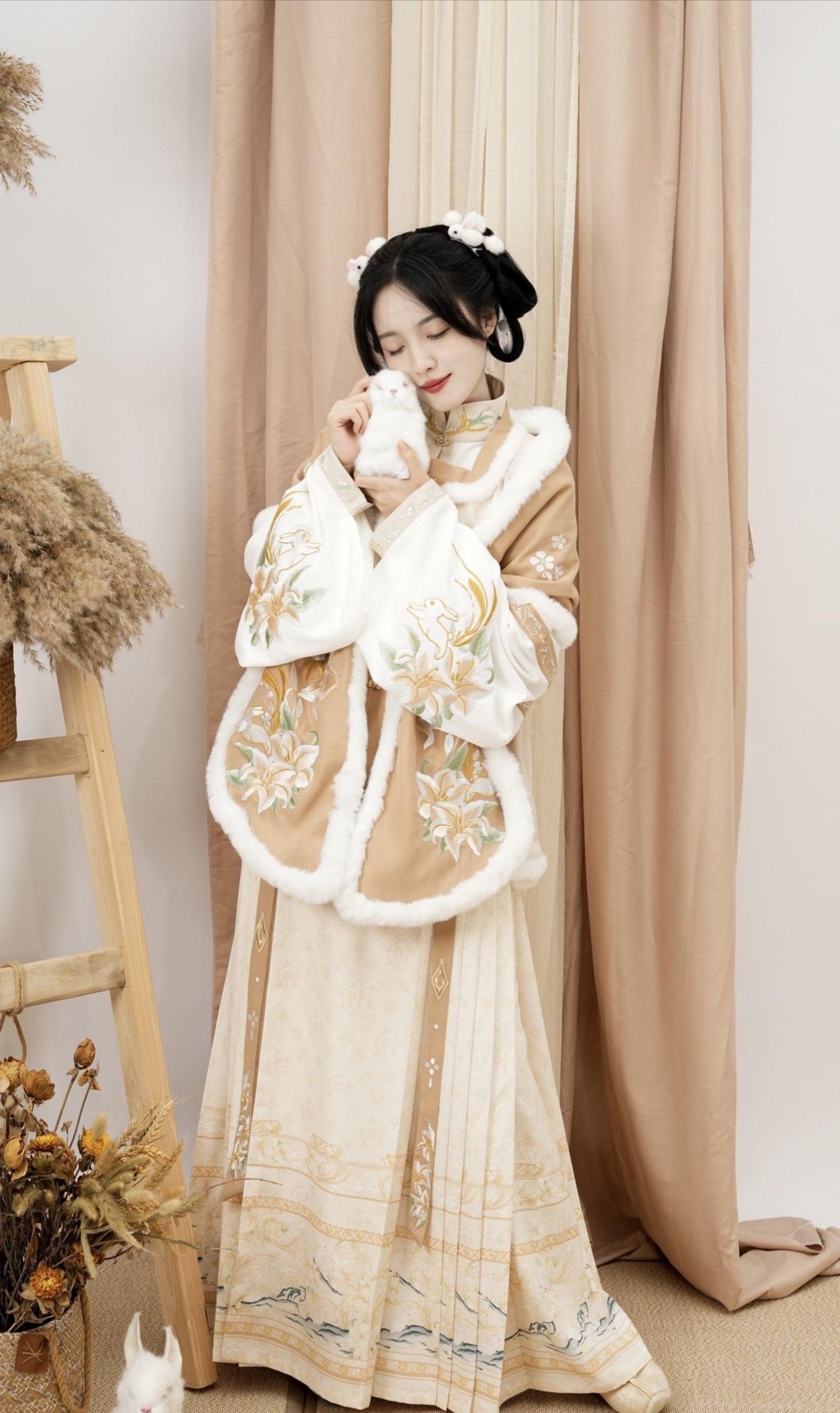 Children in Traditional Hanfu:The Story of Change Children in Traditional Hanfu:The Story of Change