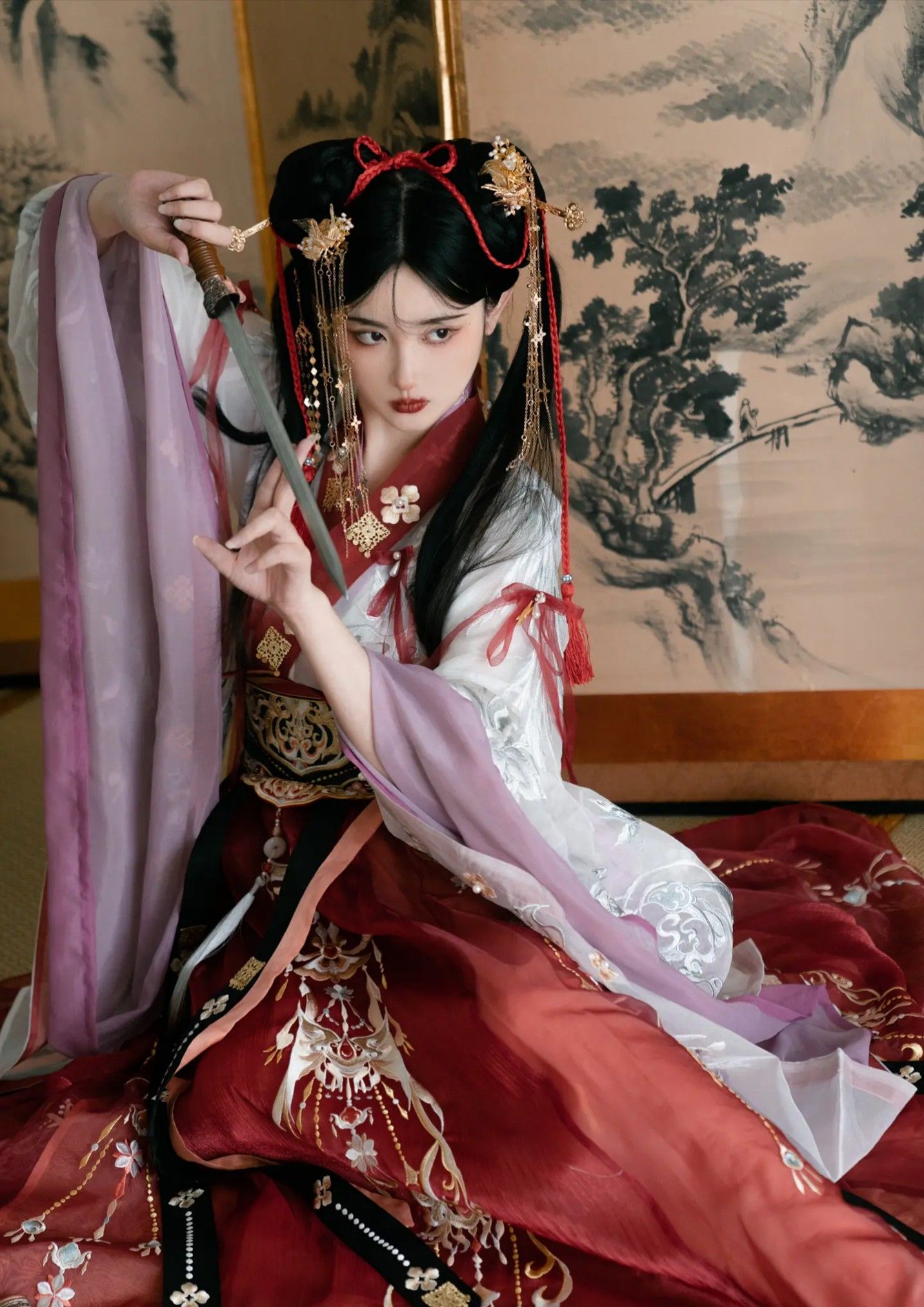 Traditional Chinese Style Jacket and Horseface Skirt:A Fashion Fusion Traditional Chinese Style Jacket and Horseface Skirt:A Fashion Fusion
