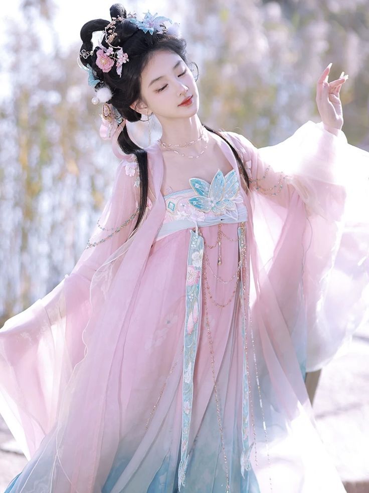 Lightweight Summer Hanfu Costumes for Girls Embracing Traditional Elegance in Comfort Lightweight Summer Hanfu Costumes for Girls Embracing Traditional Elegance in Comfort