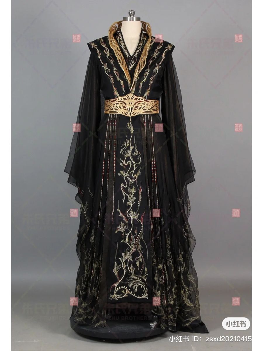 Chengdus Traditional Hanfu Costumes and Makeup:A Cultural Journey Chengdus Traditional Hanfu Costumes and Makeup:A Cultural Journey