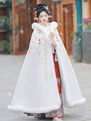 The Enigma of Black Hanfu Cape:A Journey into Traditional Elegance The Enigma of Black Hanfu Cape:A Journey into Traditional Elegance