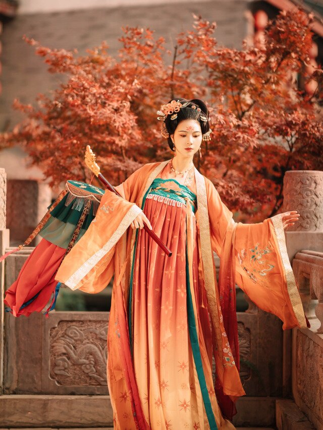 Neo-Chinese Cheongsam:The Engagement Toast Dress Neo-Chinese Cheongsam:The Engagement Toast Dress