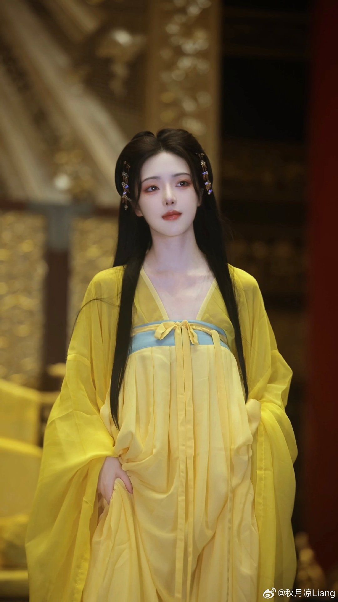 Modern Qipao:Embracing the Autumn-Winter Fashion Trends Modern Qipao:Embracing the Autumn-Winter Fashion Trends