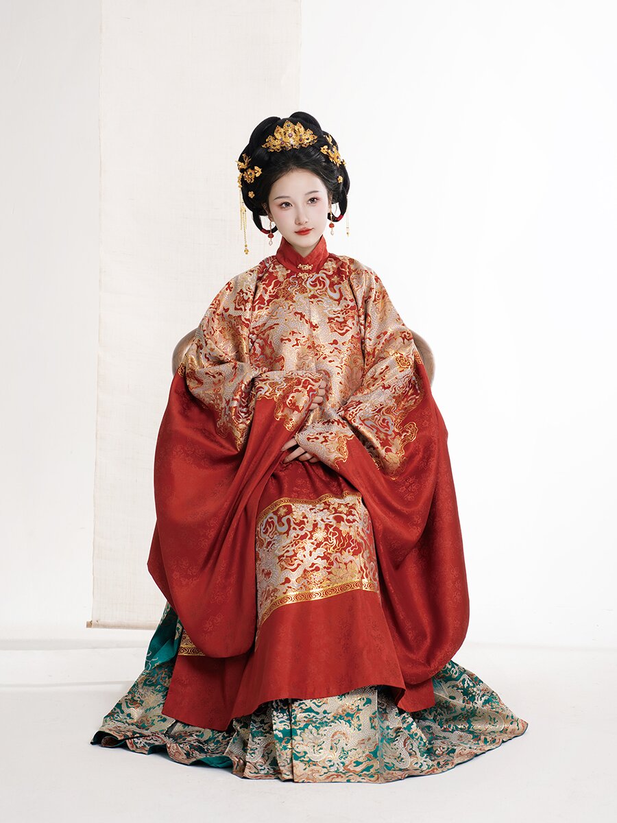 The Enchanting World of Purple Hanfu:Exploring the Beauty of Traditional Chinese Clothing The Enchanting World of Purple Hanfu:Exploring the Beauty of Traditional Chinese Clothing