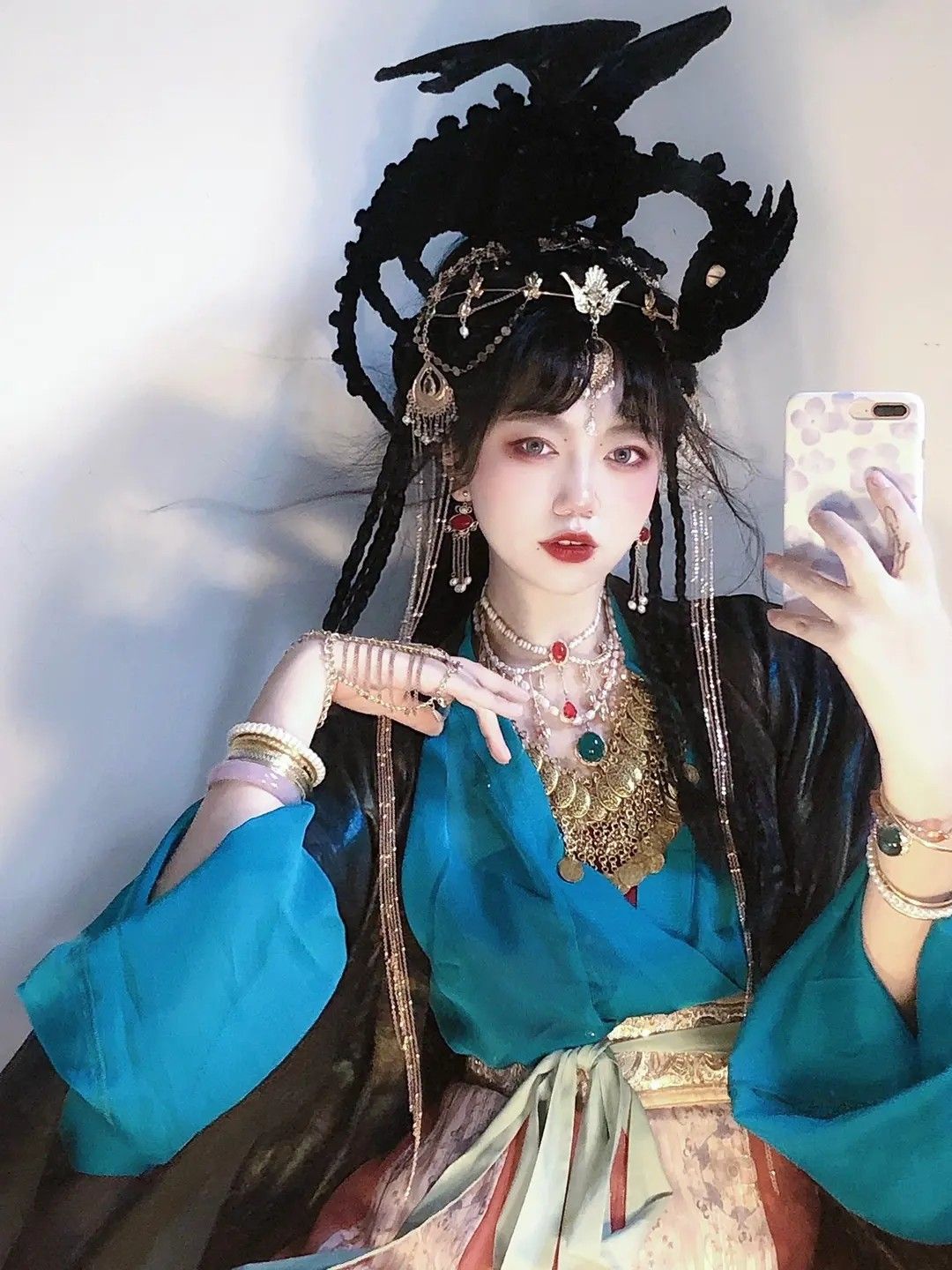 Mengyu Shengs Original Hanfu:A Journey into the Essence of Traditional Chinese Fashion Mengyu Shengs Original Hanfu:A Journey into the Essence of Traditional Chinese Fashion