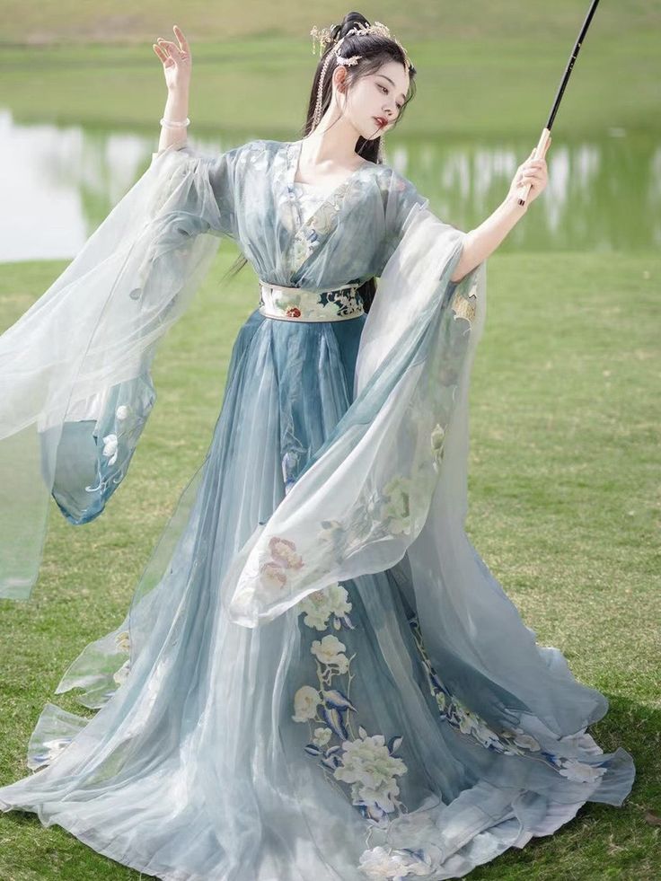 Summer Chinese Style:Pairing Cheongsam Shoes with Qipao for a Traditional Elegance Summer Chinese Style:Pairing Cheongsam Shoes with Qipao for a Traditional Elegance