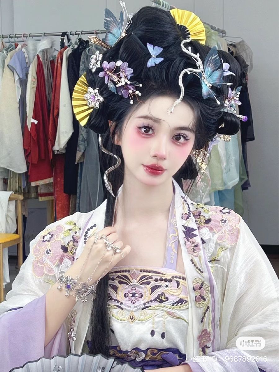 Summer Hanfu Outfits for a 3-Year-Old Girl:A Guide to Traditional Chinese Childrenswear Summer Hanfu Outfits for a 3-Year-Old Girl:A Guide to Traditional Chinese Childrenswear