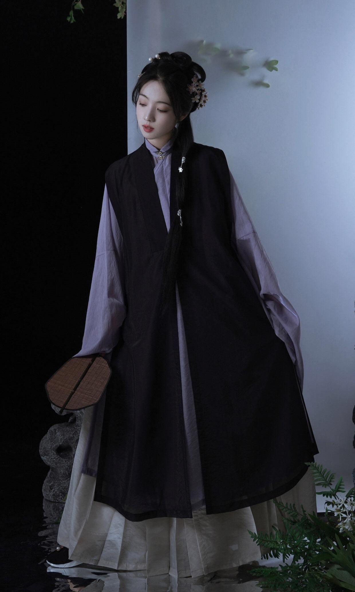 Embracing the Beauty of Plus-Size Hanfu:Fashioning a Journey for the 200-Pound MMs