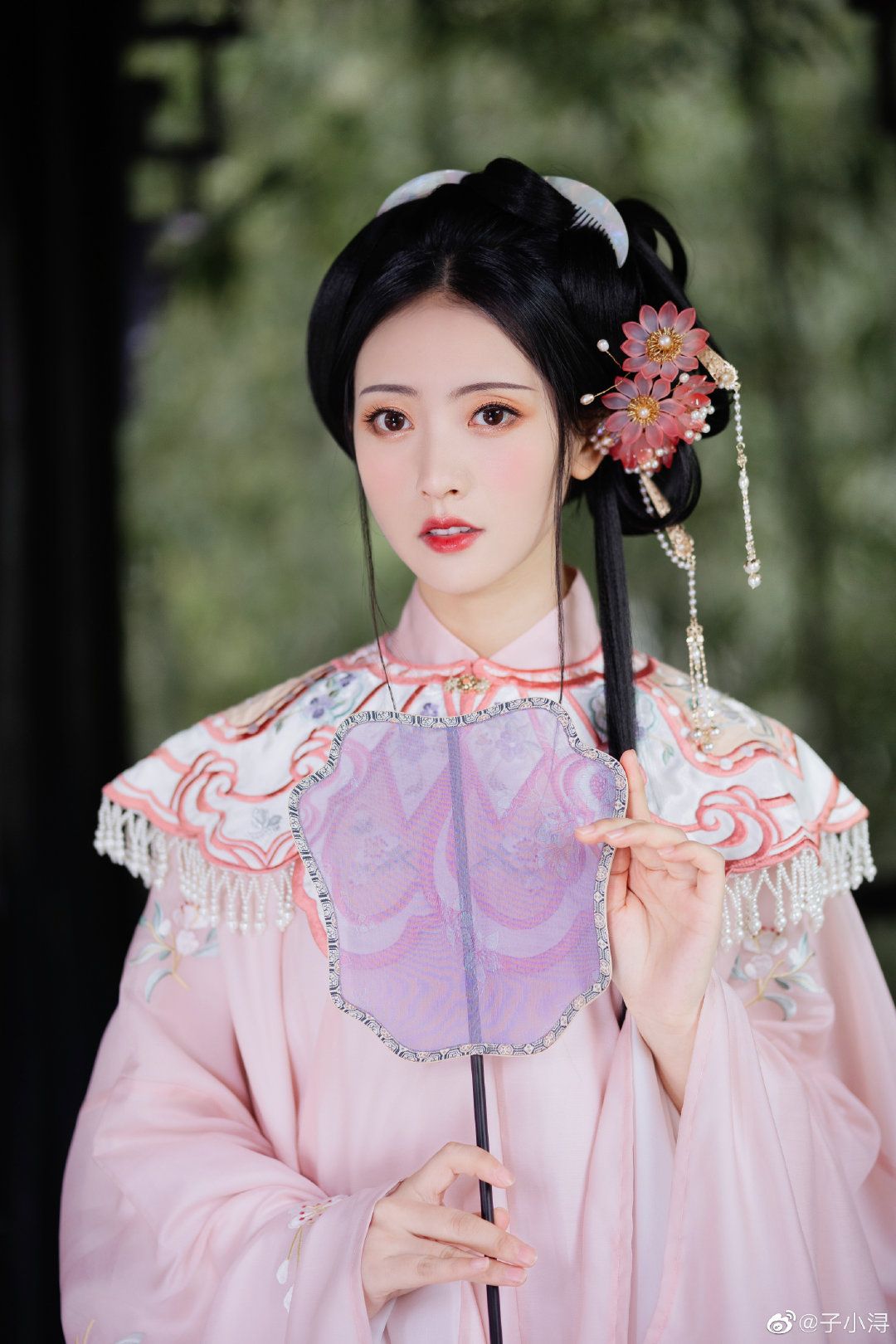 The Splendor of Princess Jianan:The Allure of Jiang Baonings Hanfu Fashion The Splendor of Princess Jianan:The Allure of Jiang Baonings Hanfu Fashion