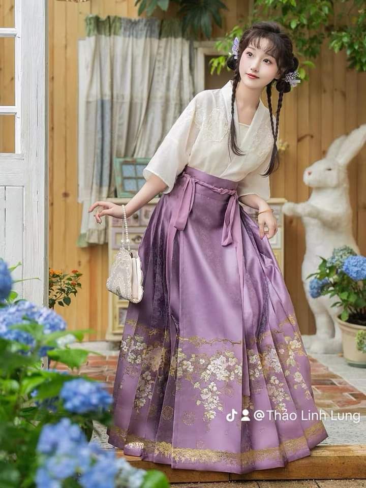 The Rise of Hanfu Skirts for Primary School Girls:Embracing Traditional Beauty in Modern Education The Rise of Hanfu Skirts for Primary School Girls:Embracing Traditional Beauty in Modern Education