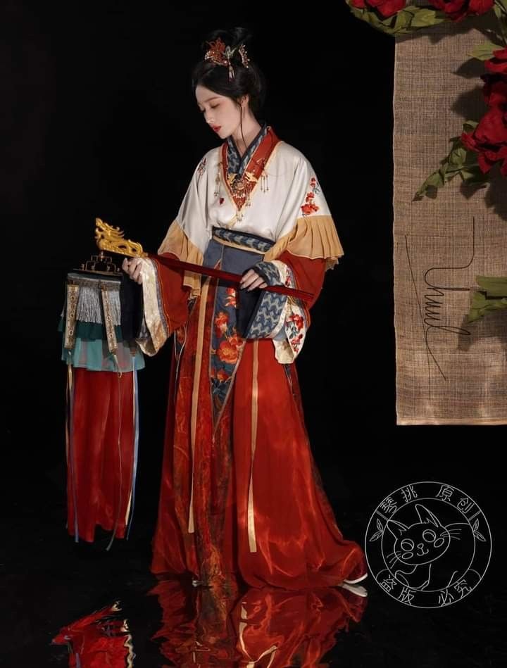 The Cultural Significance of Ma-Face Skirt for Girls Traditional Chinese Hanfu and Tang Costume The Cultural Significance of Ma-Face Skirt for Girls Traditional Chinese Hanfu and Tang Costume