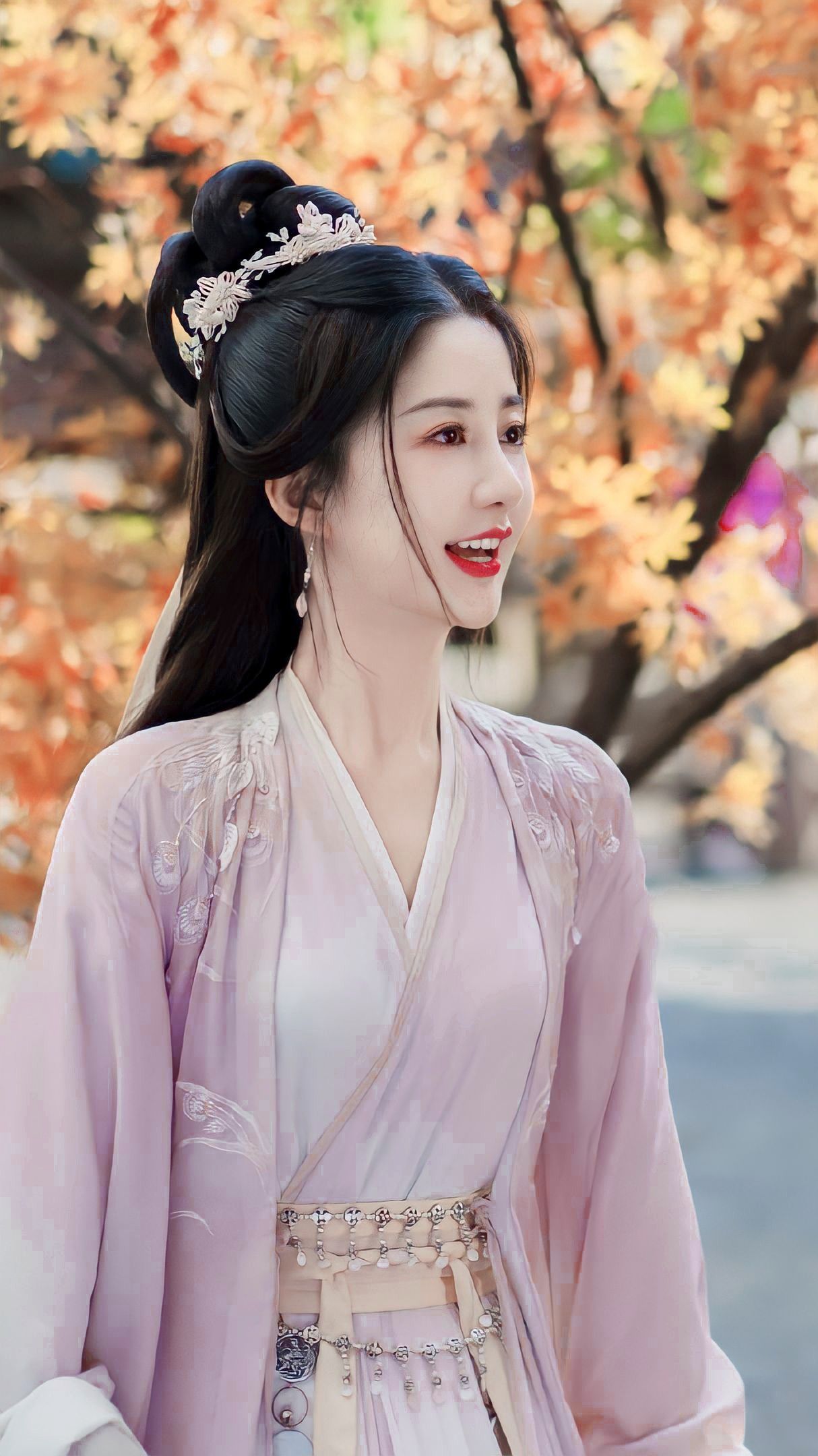 The Equestrian Charm of Ma-Mian Skirts:A Tale of Child Maiden in Traditional Beauty The Equestrian Charm of Ma-Mian Skirts:A Tale of Child Maiden in Traditional Beauty