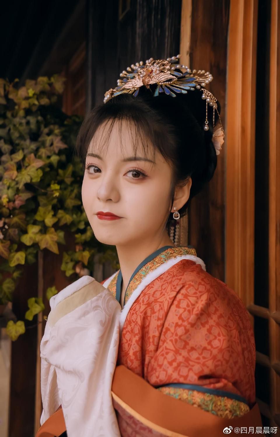 The Grand Wedding of Mimiru in Her Splendid Hanfu Costume The Grand Wedding of Mimiru in Her Splendid Hanfu Costume