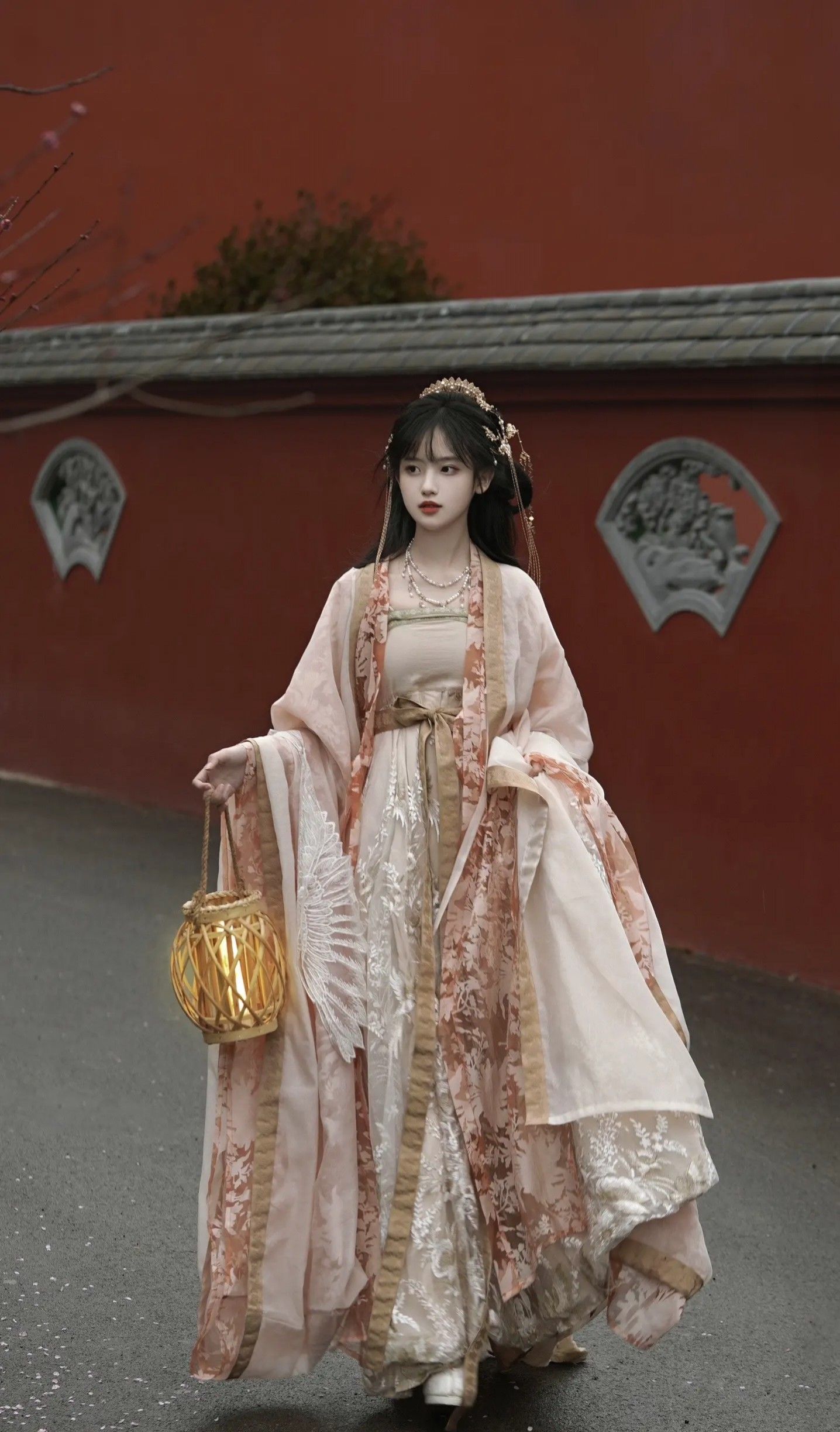 Original Design of Cheongsam Blouses:Embracing Traditional Elegance with Modern Creativity Original Design of Cheongsam Blouses:Embracing Traditional Elegance with Modern Creativity