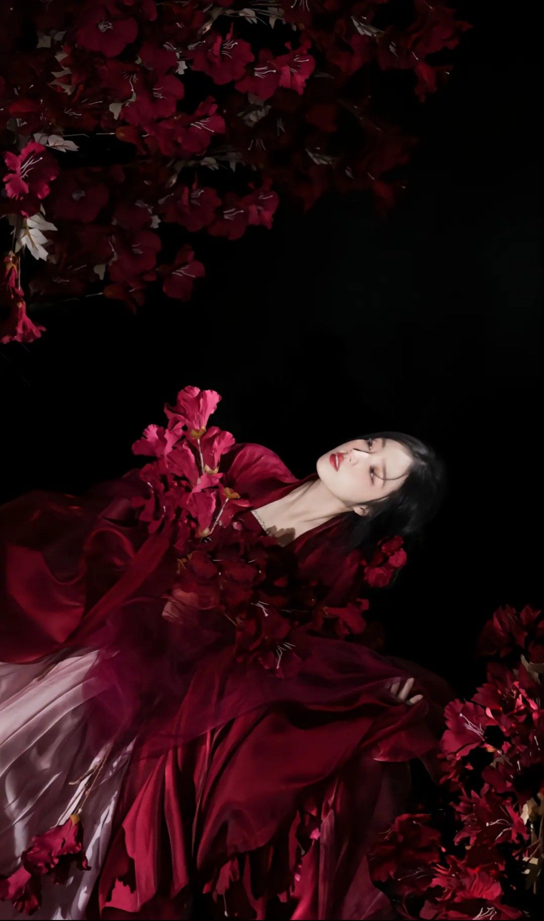 The Slimming Magic of Cheongsam:Embracing Your Curves without the Bulk