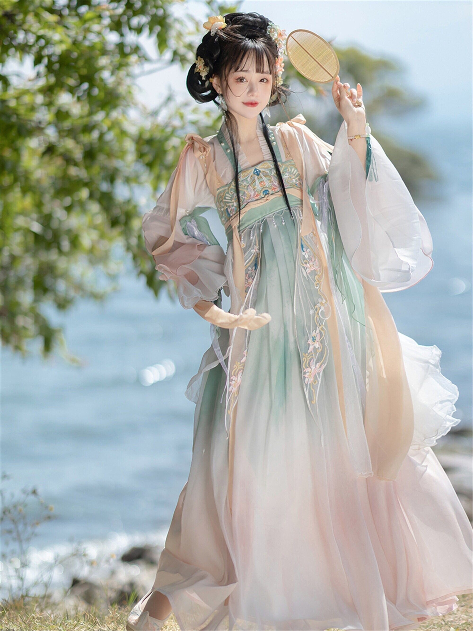 Winter Fashion for Little Girls:High-End Traditional Chinese Hanfu Styles Winter Fashion for Little Girls:High-End Traditional Chinese Hanfu Styles