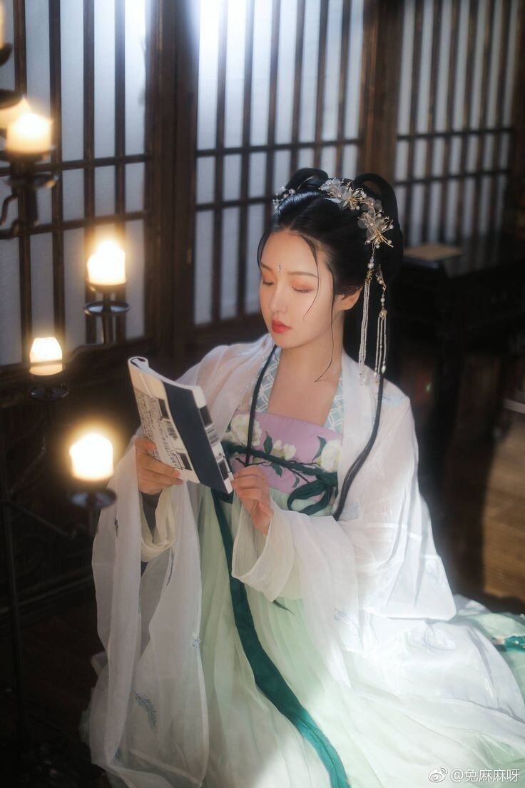 Ancient Style Hanfu Women:Embracing Traditional Elegance in Modern Times Ancient Style Hanfu Women:Embracing Traditional Elegance in Modern Times