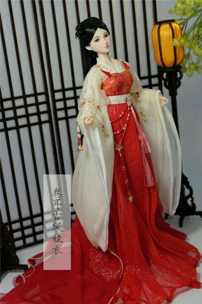 Minimalistic Qipao:The Essence of Traditional Elegance Minimalistic Qipao:The Essence of Traditional Elegance