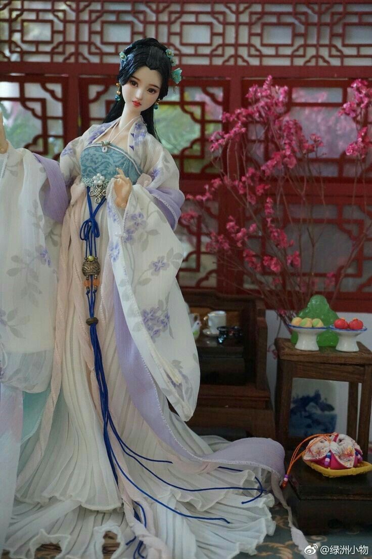 Super-Ethereal Chinese-Style Girls Hanfu Fashion in Summer Super-Ethereal Chinese-Style Girls Hanfu Fashion in Summer