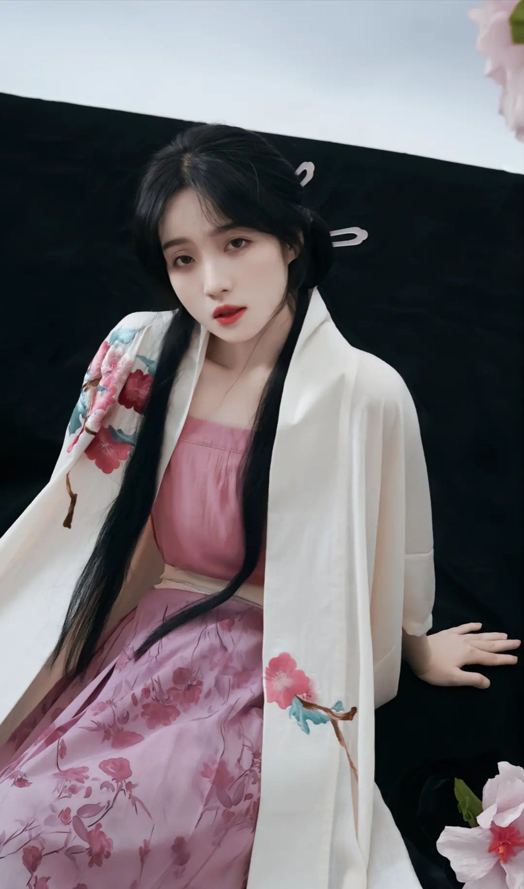Chinese-Style Girls Cheongsam Skirt:A Blend of Tradition and Modernity Chinese-Style Girls Cheongsam Skirt:A Blend of Tradition and Modernity