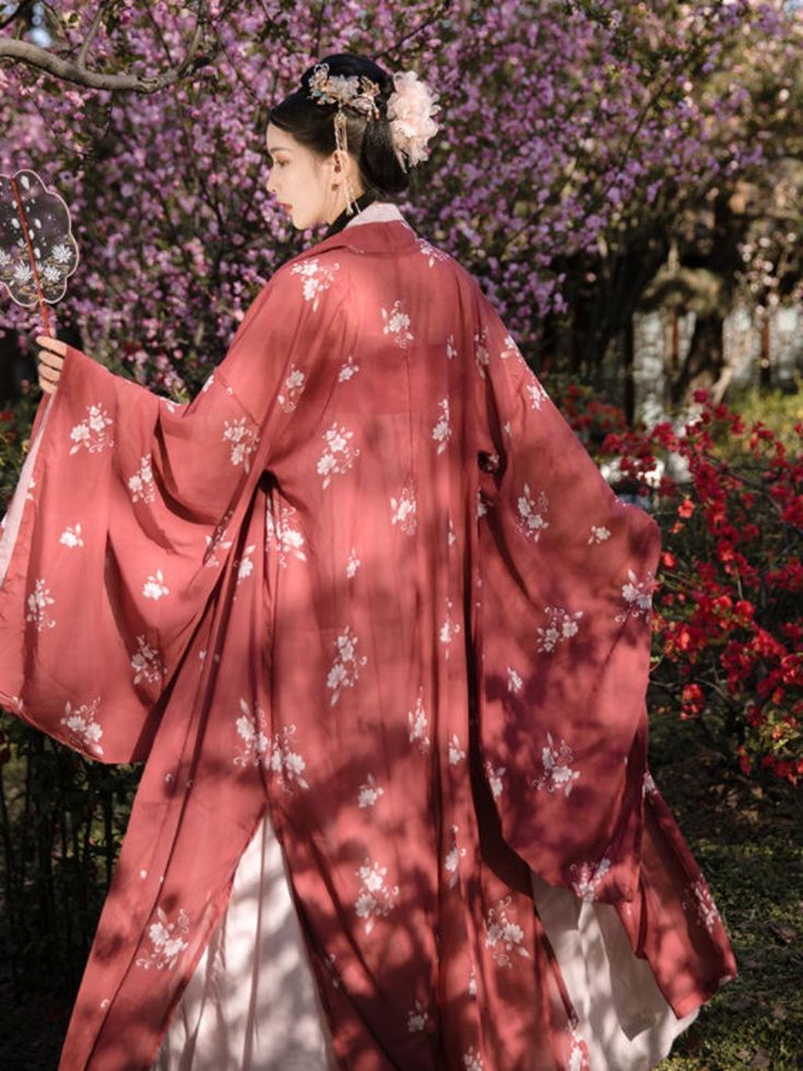 Little Girls Hanfu Collar:A Glimpse into Traditional Chinese Beauty Little Girls Hanfu Collar:A Glimpse into Traditional Chinese Beauty