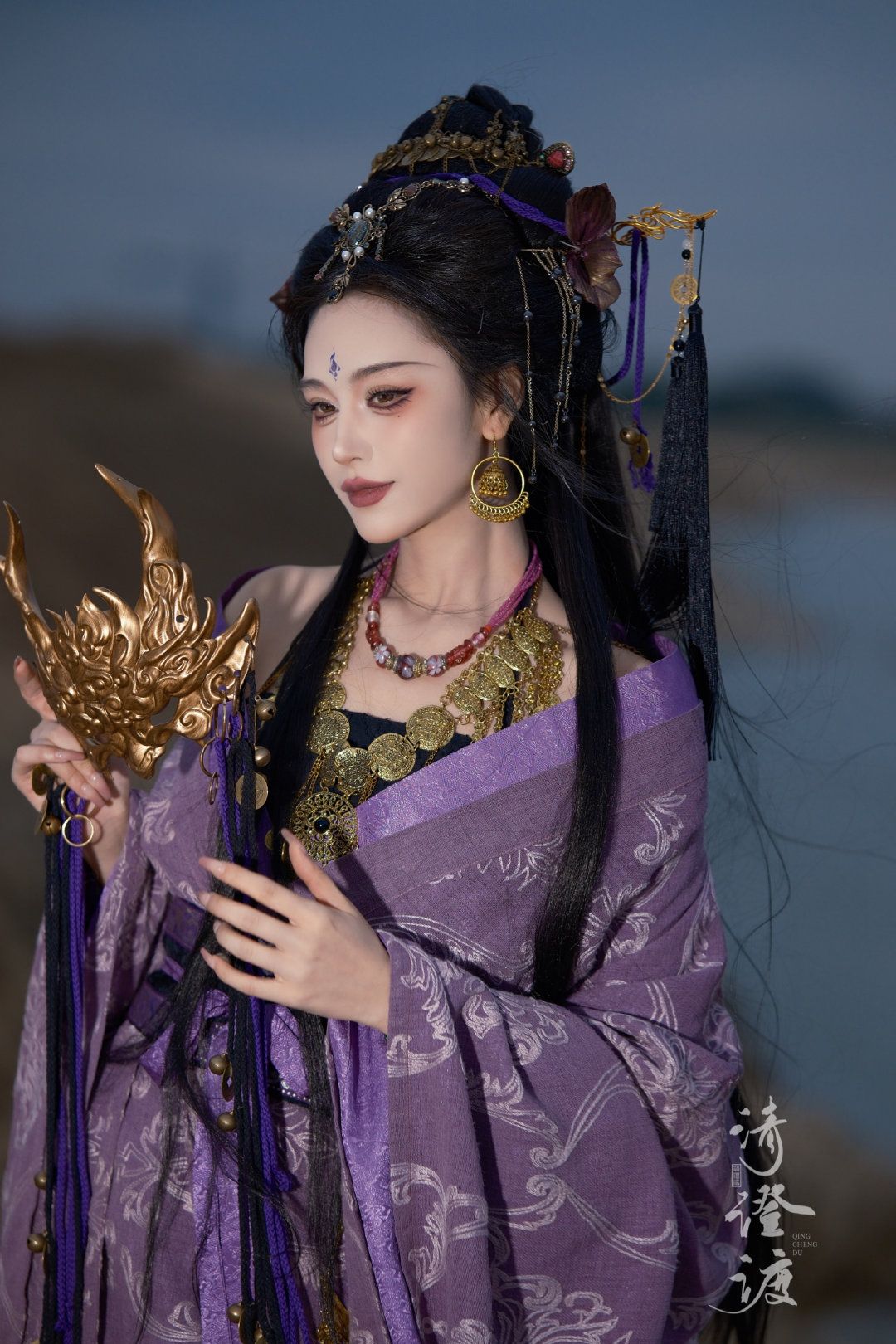 Autumn Short-Style Cheongsam:A Fashionable Revival Autumn Short-Style Cheongsam:A Fashionable Revival
