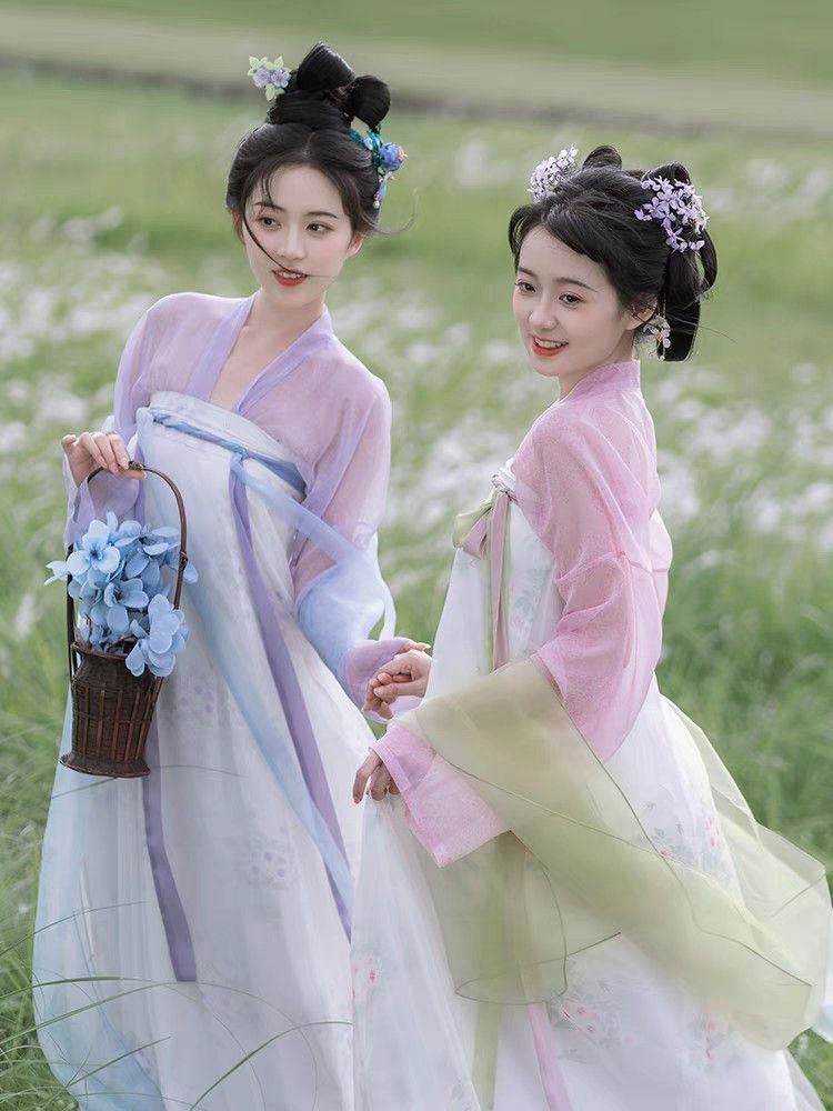 Childrens Traditional Hanfu Fashion for Summer:A Closer Look Childrens Traditional Hanfu Fashion for Summer:A Closer Look