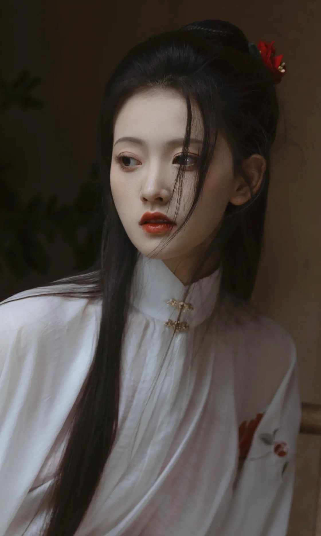Traditional Chinese-Style毛衣and 马面裙:A Blend of Elegance and Heritage
