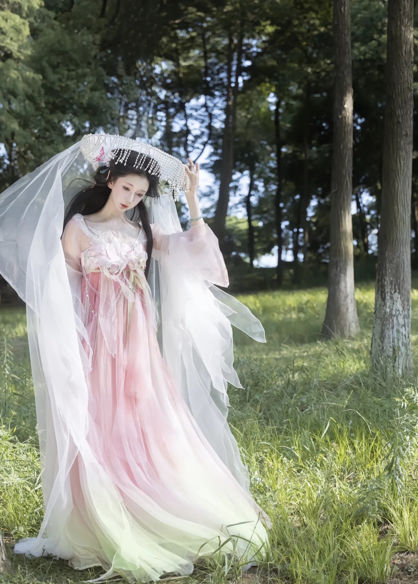 Summer Fashion Trends for an 8-Year-Old Girl in Traditional Chinese Hanfu Clothing Summer Fashion Trends for an 8-Year-Old Girl in Traditional Chinese Hanfu Clothing