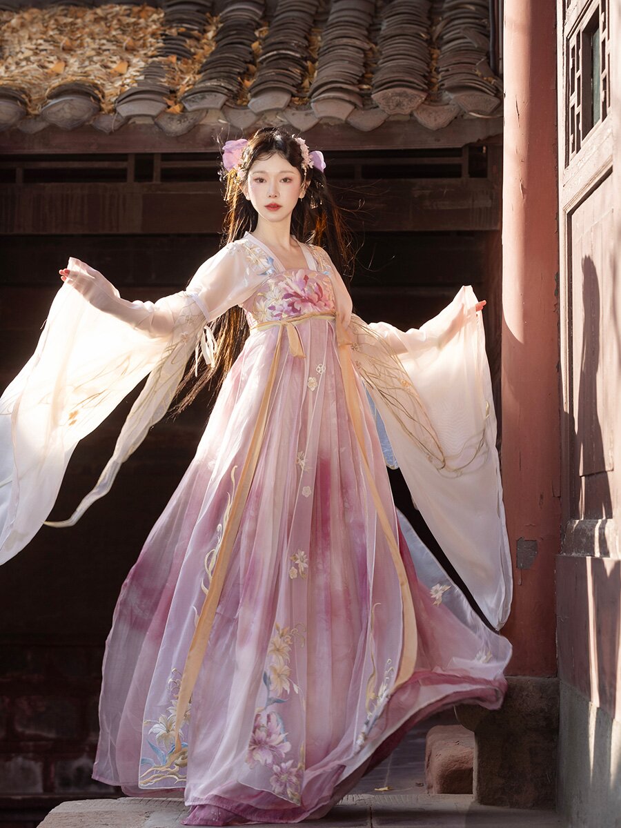 Hanfu Childrens Wear for Girls:A Closer Look into the Beautiful Traditional Attire Hanfu Childrens Wear for Girls:A Closer Look into the Beautiful Traditional Attire