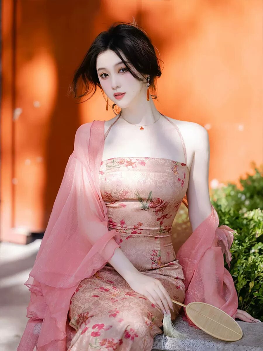 Petite Charm:The Allure of Qipao Skirts and Petticoats Petite Charm:The Allure of Qipao Skirts and Petticoats