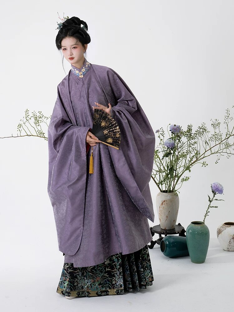 Anti-Static Measures for Hanfu Underpants:A Guide to Preventing Electrostatic Buildup Anti-Static Measures for Hanfu Underpants:A Guide to Preventing Electrostatic Buildup