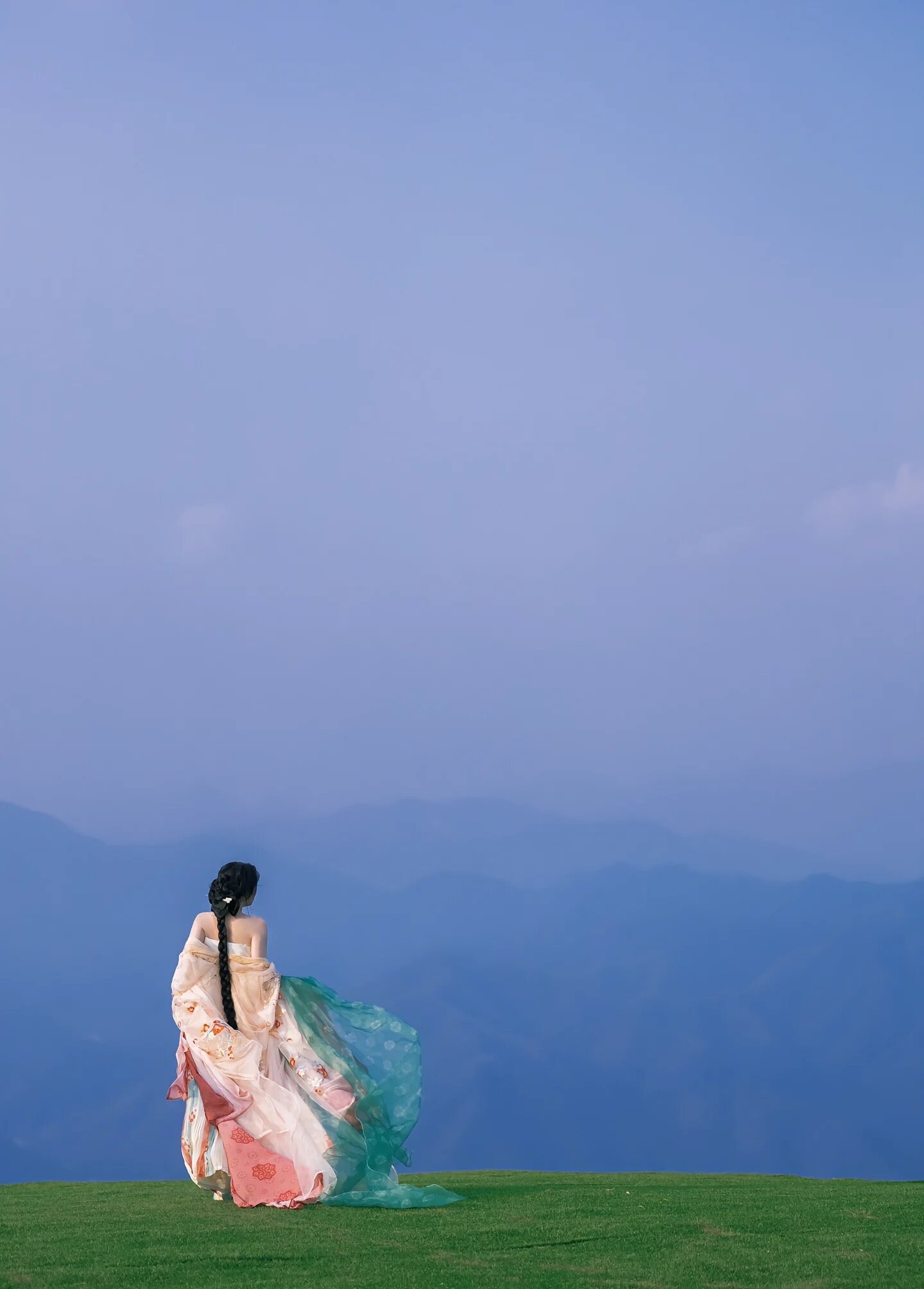 Winter and Autumn Girls Hanfu Cape:A Guide to Stylish and Warm Childrens Traditional Robes Winter and Autumn Girls Hanfu Cape:A Guide to Stylish and Warm Childrens Traditional Robes