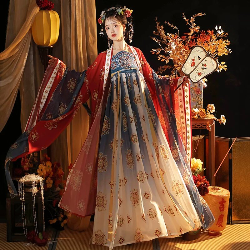 Winter Hanfu:The Enchanting Tale of a汉服女冬马面裙 Winter Hanfu:The Enchanting Tale of a汉服女冬马面裙