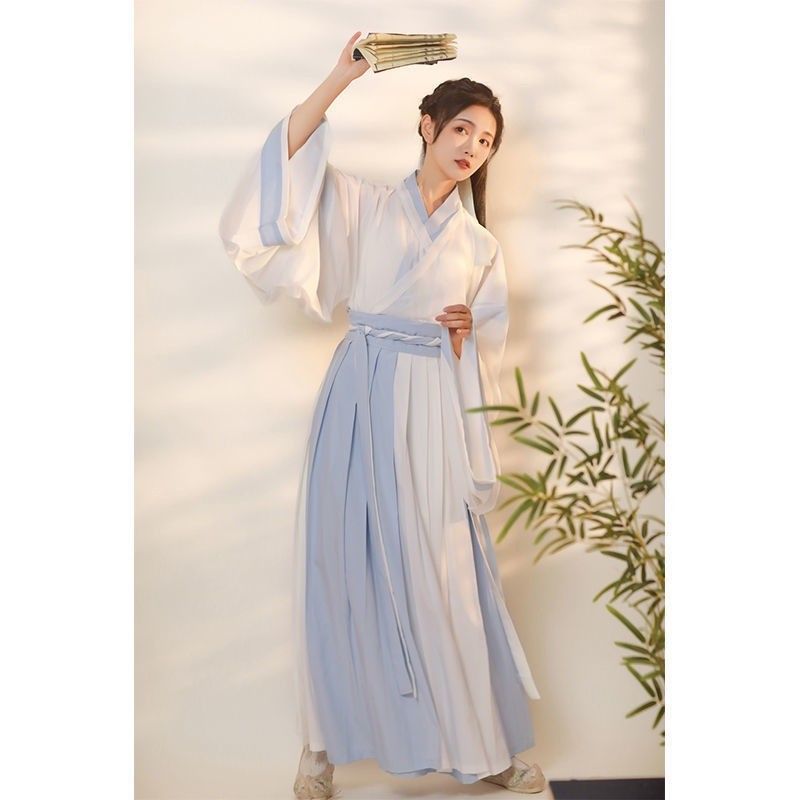 Childrens Long-sleeved Hanfu Dress:A Blend of Tradition and Fashion Childrens Long-sleeved Hanfu Dress:A Blend of Tradition and Fashion
