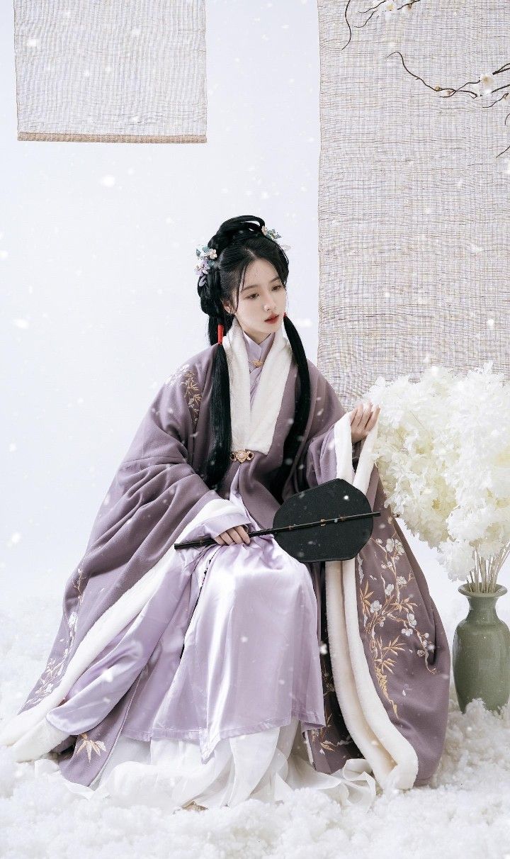 Bunny Gala in Cheongsam:The Enchanting Tale of a Rabbit in Traditional Chinese Attire Bunny Gala in Cheongsam:The Enchanting Tale of a Rabbit in Traditional Chinese Attire