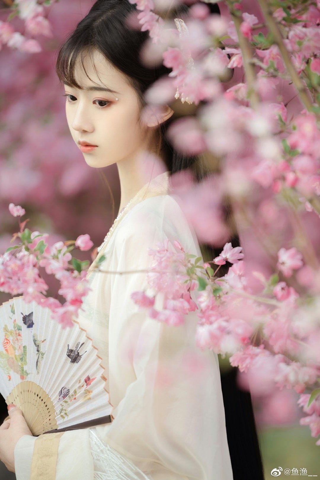 The Rise of Hanfu Hair Bands:Traditional Elegance in Modern Fashion The Rise of Hanfu Hair Bands:Traditional Elegance in Modern Fashion