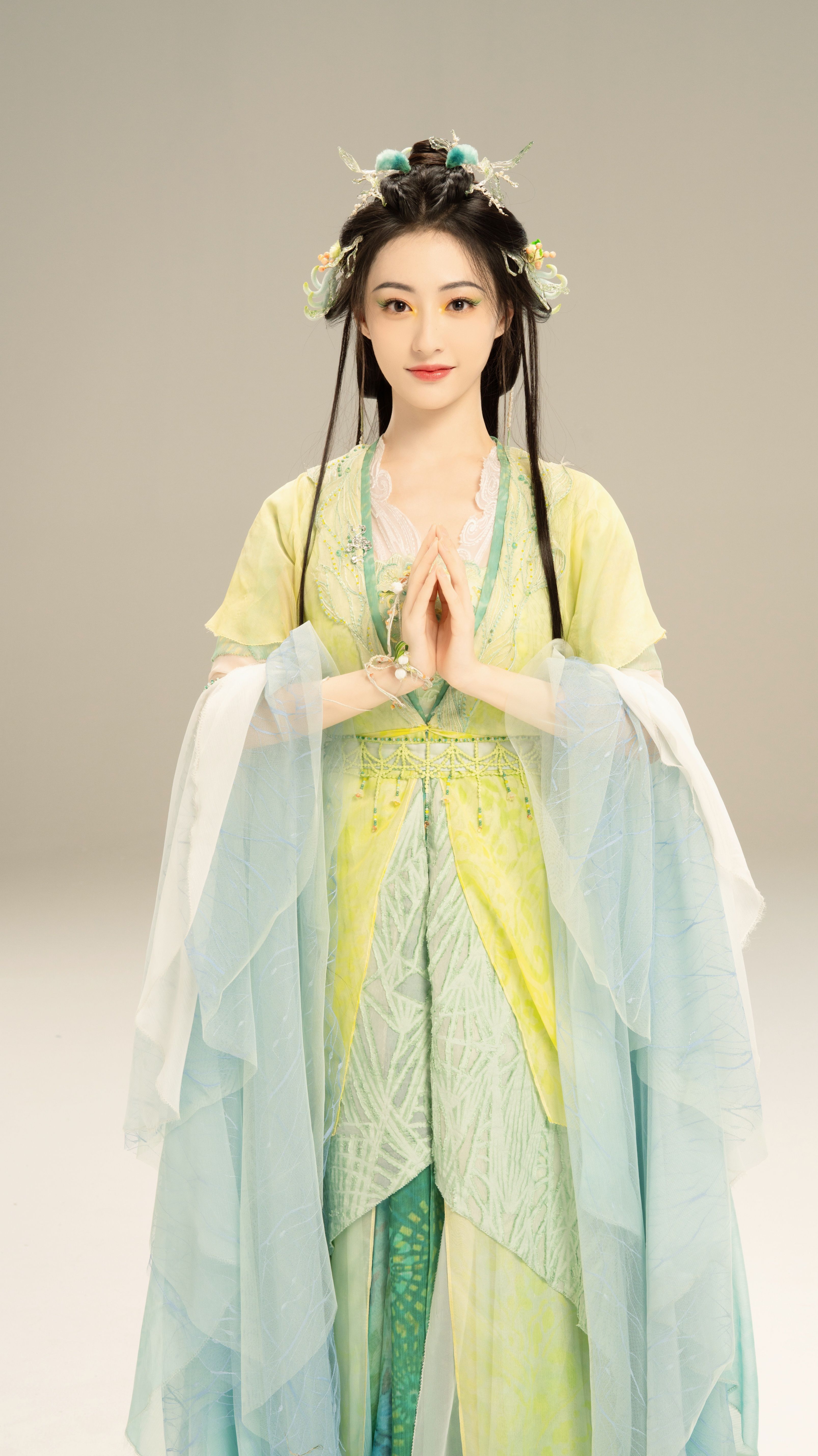Large Size Hanfu and Tangzhuang:The Revival of Traditional Chinese Fashion Large Size Hanfu and Tangzhuang:The Revival of Traditional Chinese Fashion
