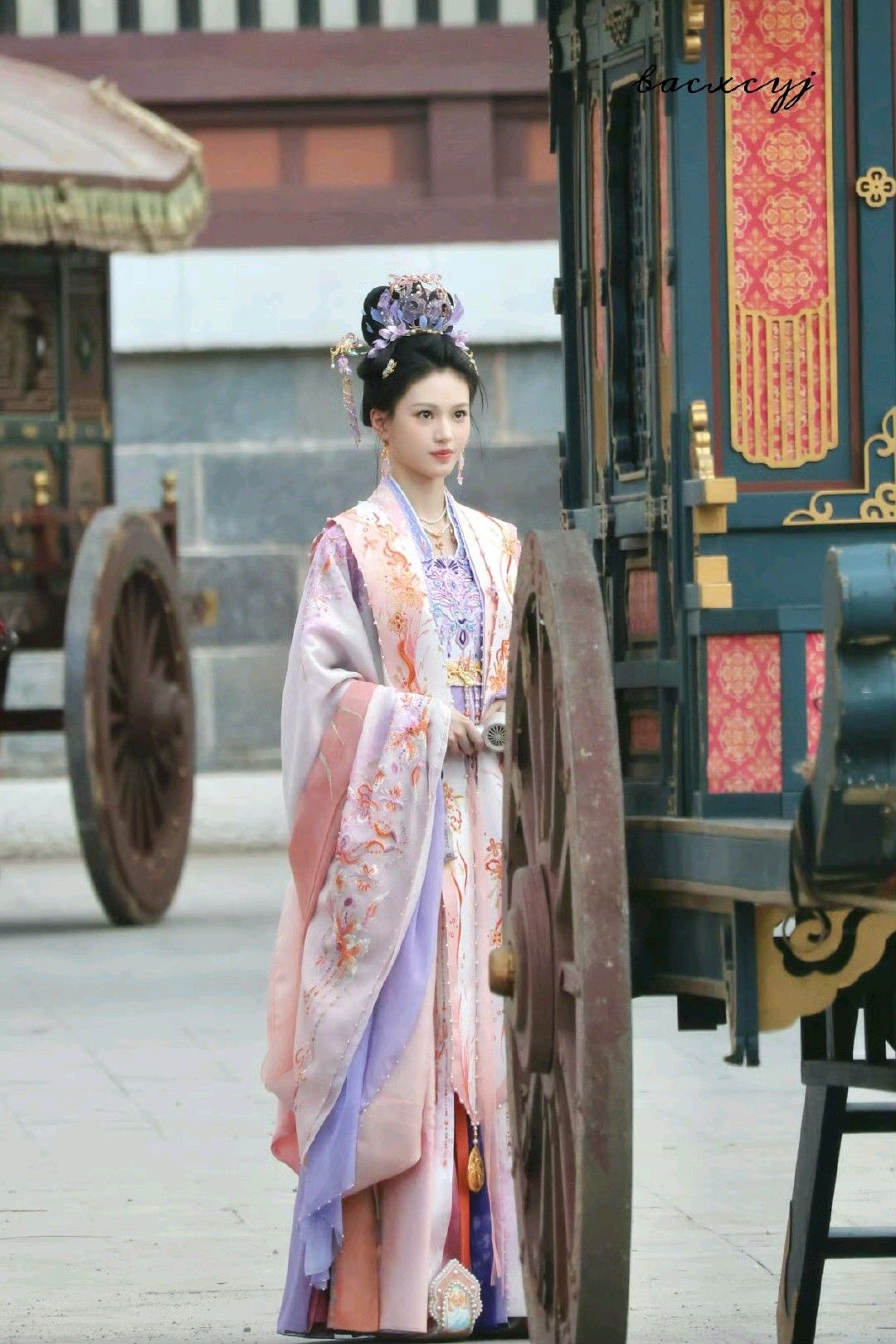 Winter and Autumn Hanfu Coats for Little Girls:A Guide to Stylish and Warm Options Winter and Autumn Hanfu Coats for Little Girls:A Guide to Stylish and Warm Options