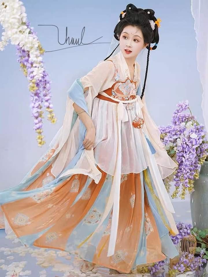 Jun 1st Childrens Day Celebrations in Traditional Hanfu Fashion Jun 1st Childrens Day Celebrations in Traditional Hanfu Fashion