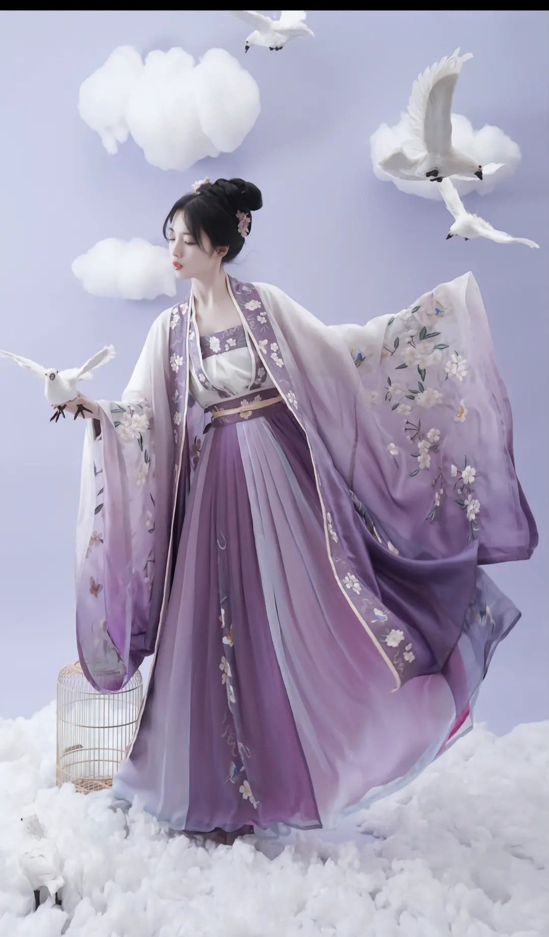 The Elegance of Long-Style Cheongsam with Mid-Length Sleeves The Elegance of Long-Style Cheongsam with Mid-Length Sleeves