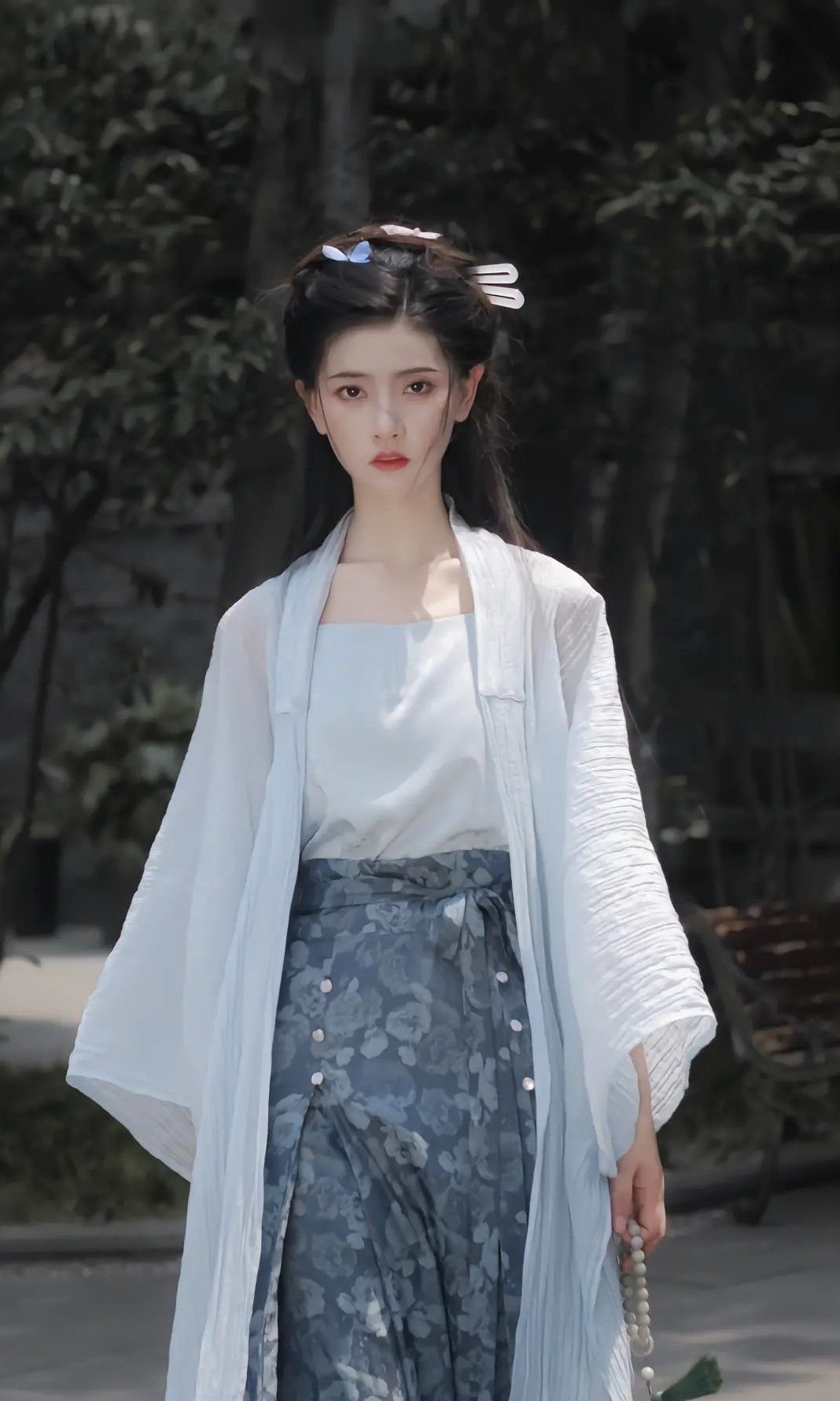 Childrens Winter Hanfu for New Years Visit:A Traditional and Warm Fashion Statement Childrens Winter Hanfu for New Years Visit:A Traditional and Warm Fashion Statement