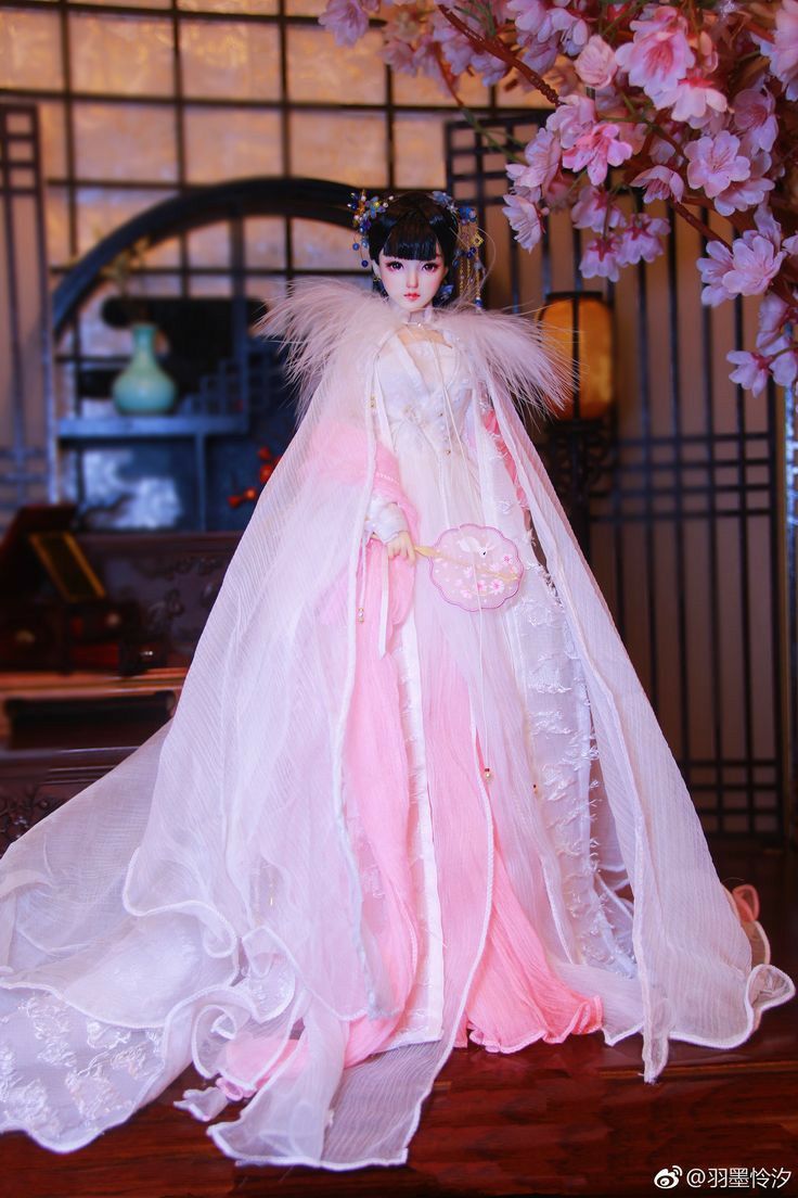 Ancient Jade Dust:Exploring the Essence of Traditional Chinese Hanfu Fashion Ancient Jade Dust:Exploring the Essence of Traditional Chinese Hanfu Fashion
