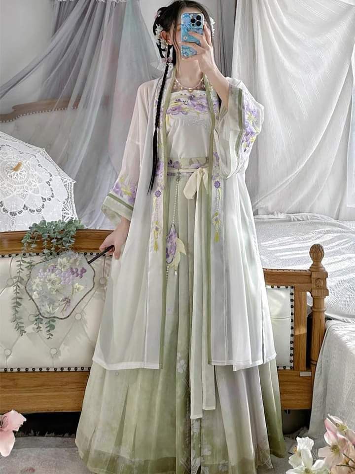 The Splendor of Cherry Blossom-Inspired Hanfu Chest-High Dress The Splendor of Cherry Blossom-Inspired Hanfu Chest-High Dress